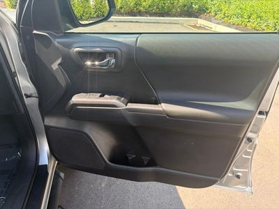 2022 Toyota Tacoma TRD Off-Road V6