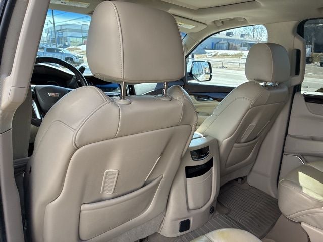 2017 Cadillac Escalade ESV Luxury