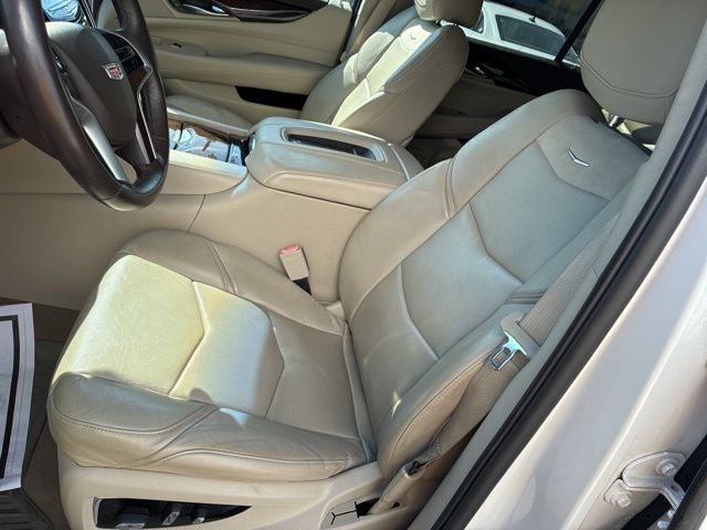 2017 Cadillac Escalade ESV Luxury