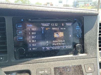 2017 Toyota Sienna XLE Premium 7 Passenger