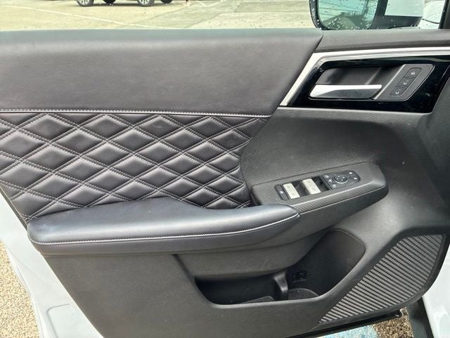 2024 Mitsubishi Outlander SEL