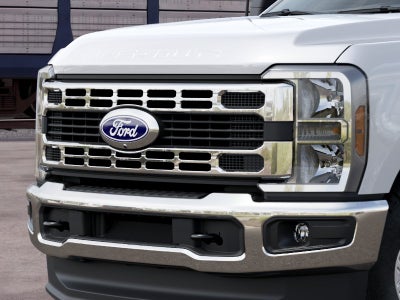 2027 Ford Super Duty F-350® XLT