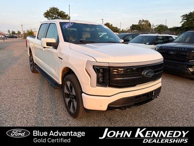 2022 Ford F-150 Lightning Platinum