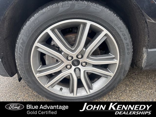 2024 Ford Edge Titanium