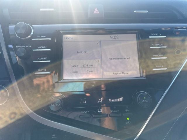 2018 Toyota Camry SE
