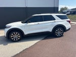 2024 Ford Explorer ST-Line