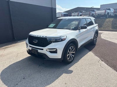 2024 Ford Explorer ST-Line