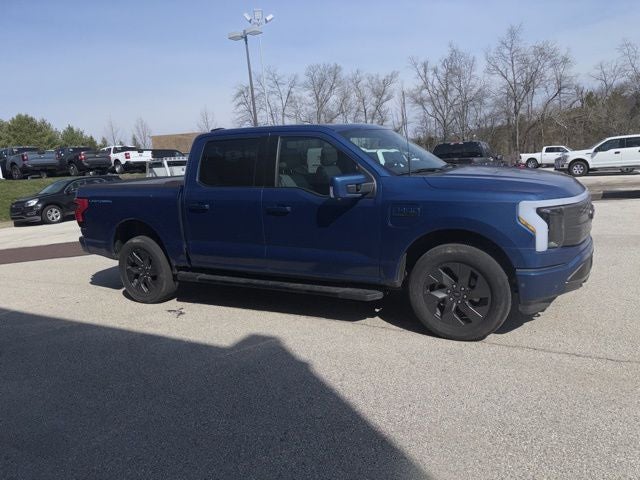 2022 Ford F-150 Lightning Lariat
