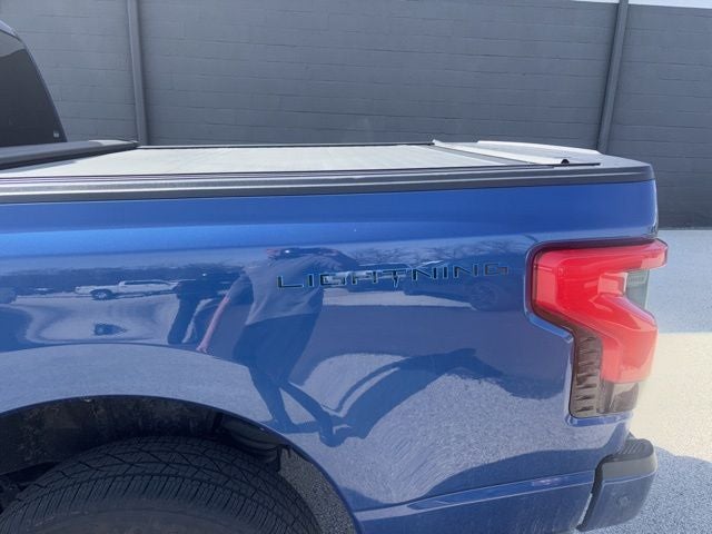 2022 Ford F-150 Lightning Lariat