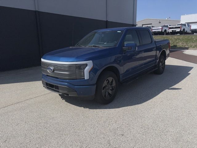 2022 Ford F-150 Lightning Lariat