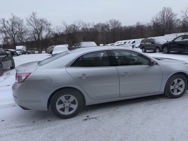 2015 Chevrolet Malibu LS 1LS