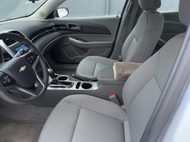 2015 Chevrolet Malibu LS 1LS