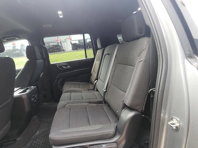 2024 Chevrolet Suburban LS