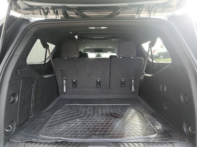 2024 Chevrolet Suburban LS