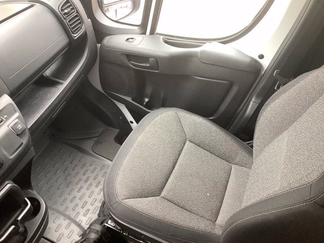 2025 RAM ProMaster 2500 Base 136 WB