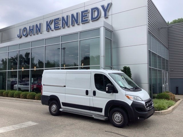 2025 RAM ProMaster 2500 Base 136 WB