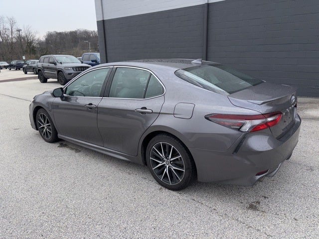 2023 Toyota Camry Hybrid SE