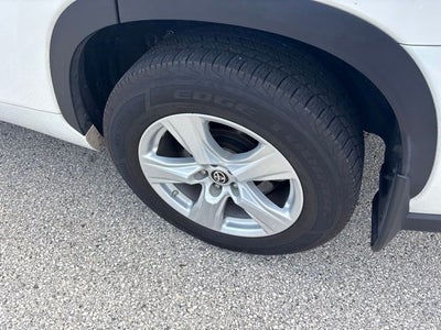 2021 Toyota Highlander LE