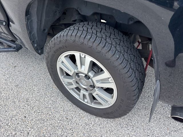 2014 Toyota Tundra Platinum 5.7L V8
