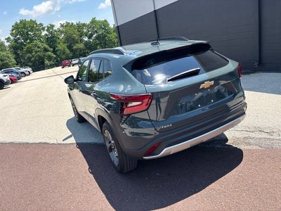 2025 Chevrolet Trax LT